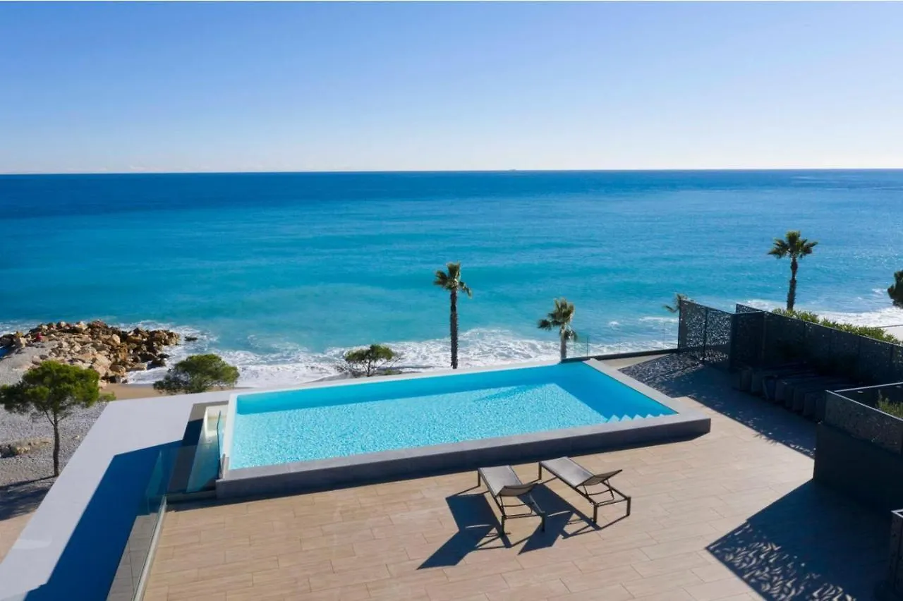 Residence Pearl Beach - Seaside Rooftop Pool Villeneuve-Loubet 0*,  France